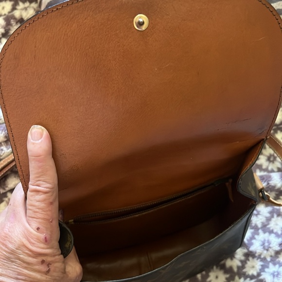 Louis Vuitton Saint Cloud GM Cross body with leather trim - Picture 11 of 16